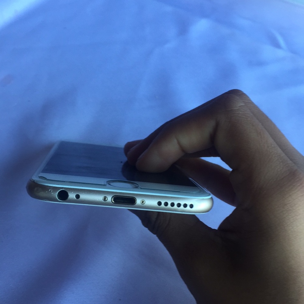 iPhone 6 - Picture 4 of 4